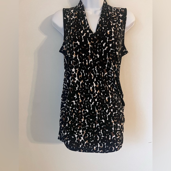 A Pea in the Pod Tops - A Pea in the Pod Maternity Top - Size M -Animal Print Work Wear